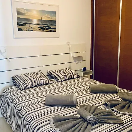 Villa 64, Vista Lobos, Private Heated Pool X Jacuzzi, Playa Blanca (Lanzarote)