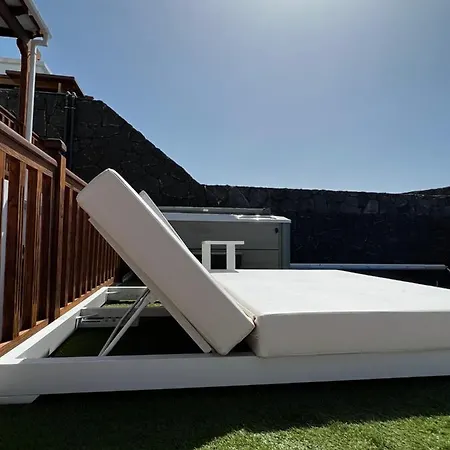 64, Vista Lobos, Private Heated Pool X Jacuzzi, Willa Playa Blanca (Lanzarote)
